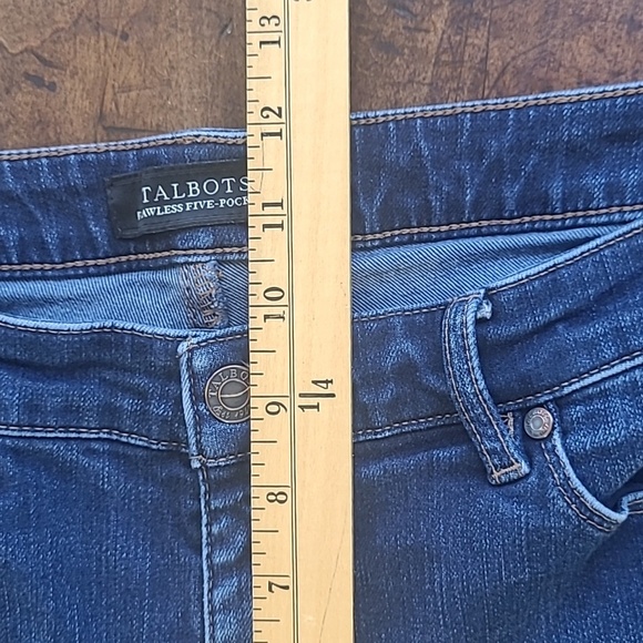 Talbots Jeans Women's sz 10 Flawless Five Pocket Straight Leg Curvy Denim Jeans - Picture 9 of 10